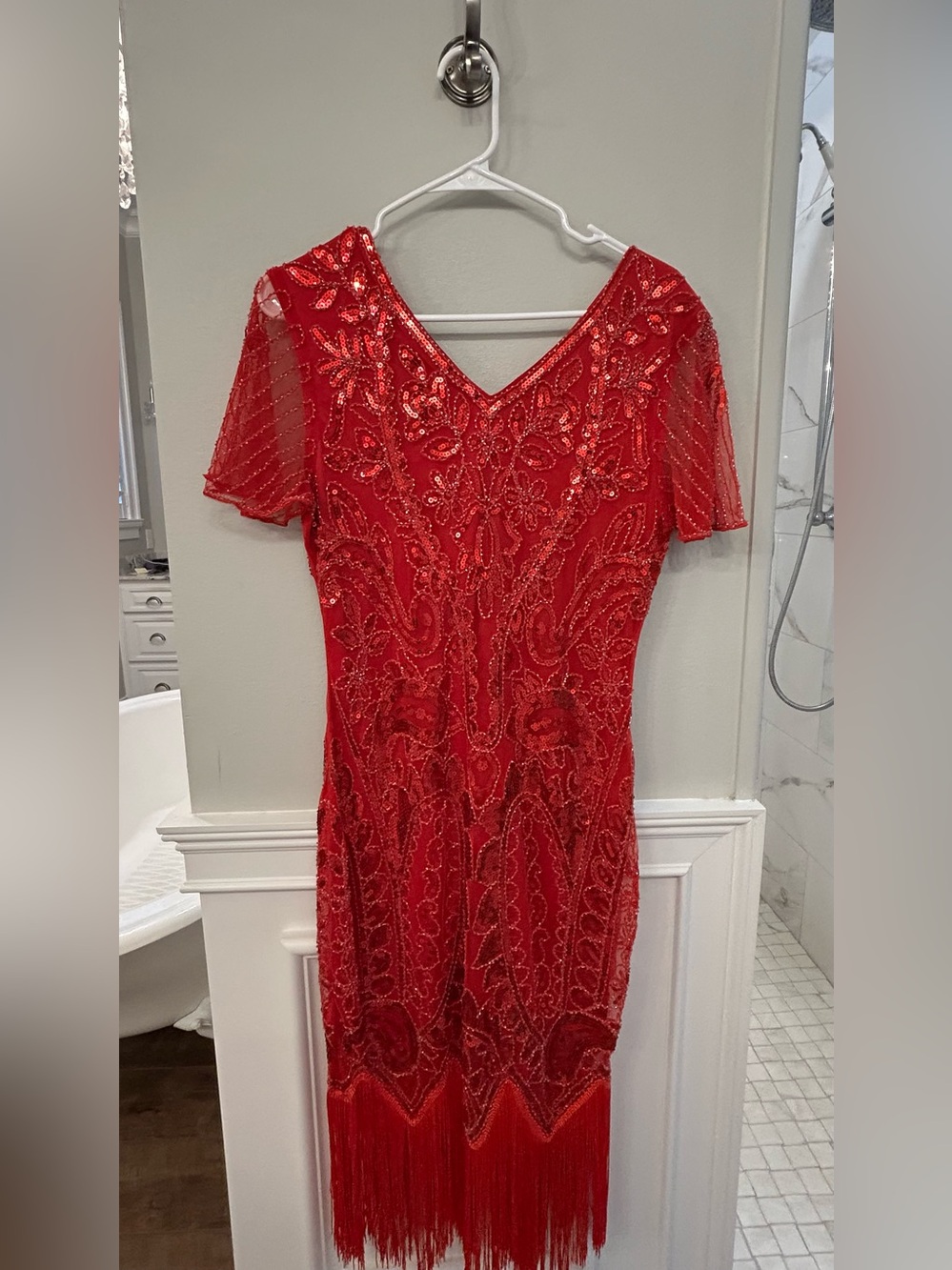 Red Beaded V-Neck Flapper Midi Dress with Fringe
